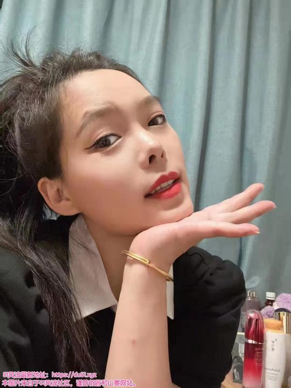 普陀区巨乳小妹