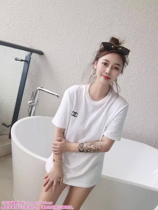 服务如情人的妹子