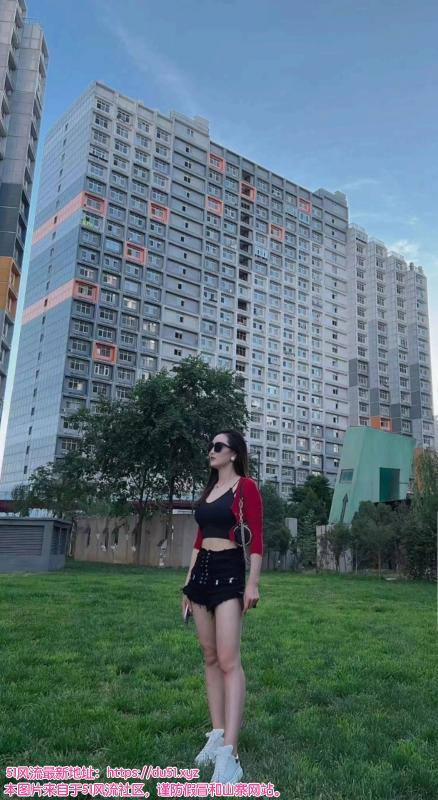 黄渠地铁性感悠悠