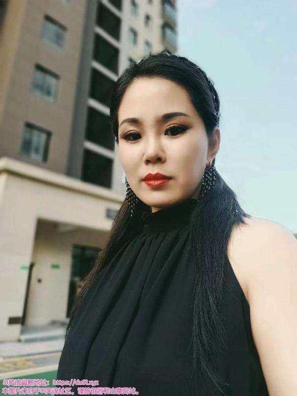 身材好少妇一枚