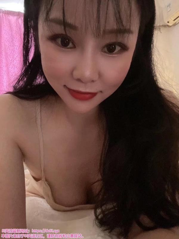 服务优惠大胸半套女