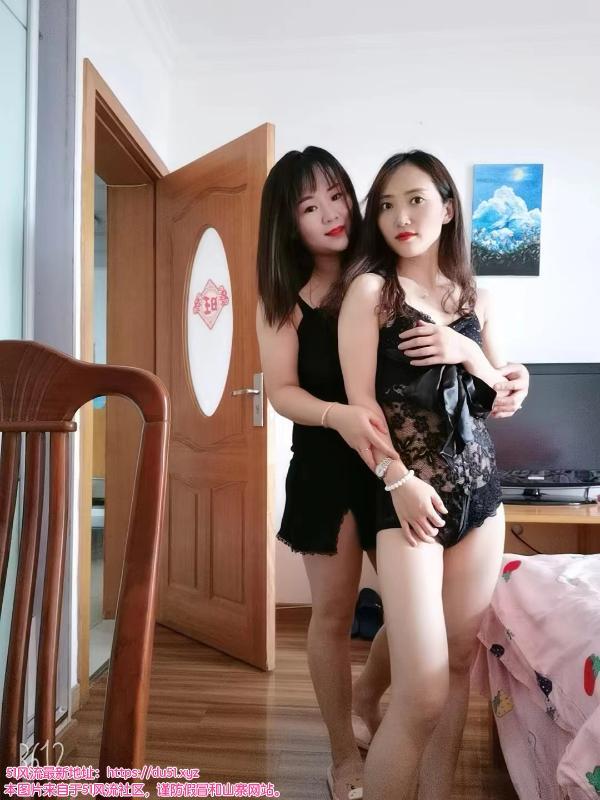 宝山双飞云南新人少妇