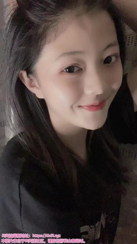 遇到一个皮肤好妹子