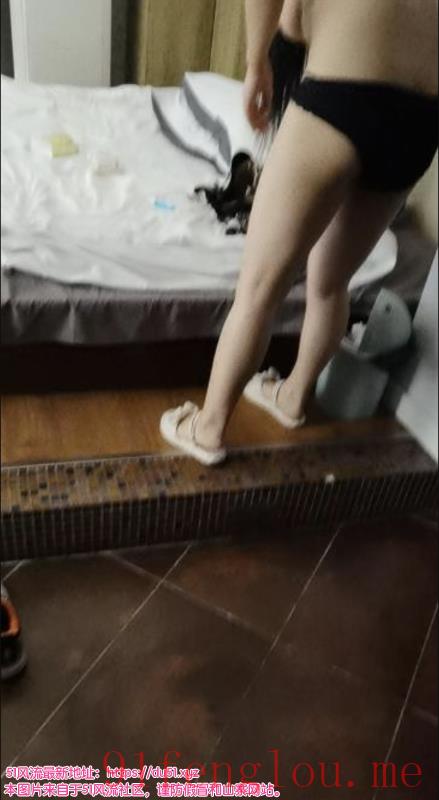 三里屯大胸梦儿