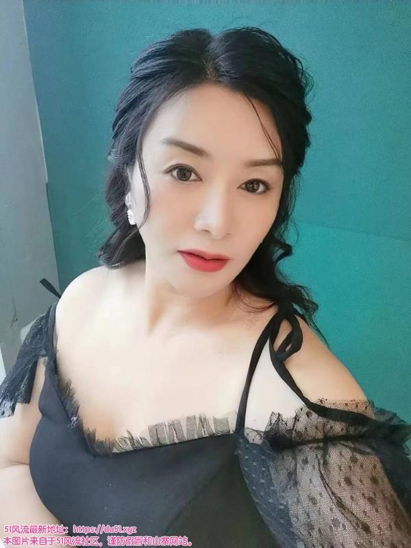 服务很到位的姐姐