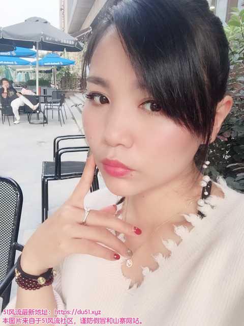 闵行偲偲服务系