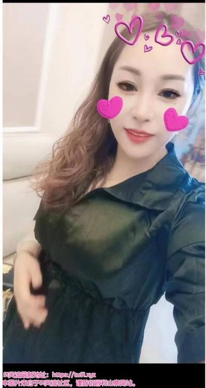 丰满可以肛交的少妇