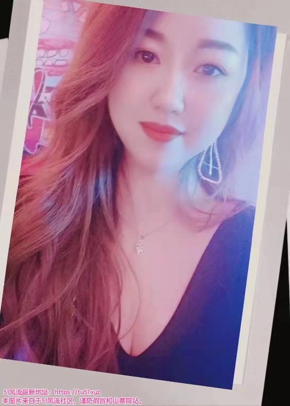 风骚大波妹抓龙筋