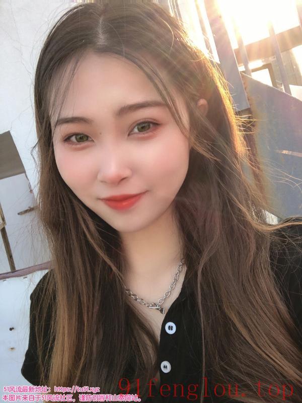 江岸三峡石兼职妹妹