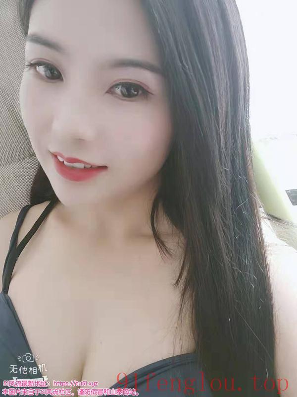 性感服务系骚妇