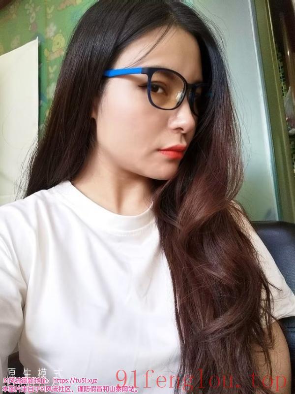 萝莉的体型少妇的气质