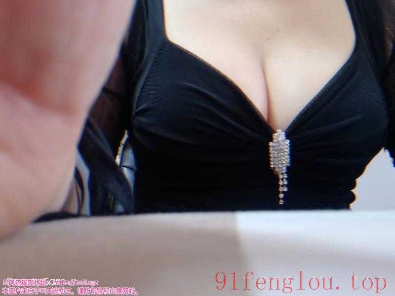 韵味十足的熟女