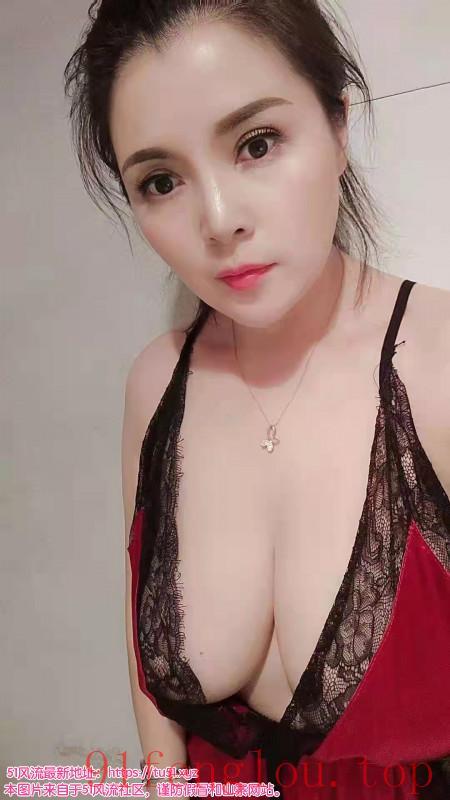 临平巨乳红玫瑰