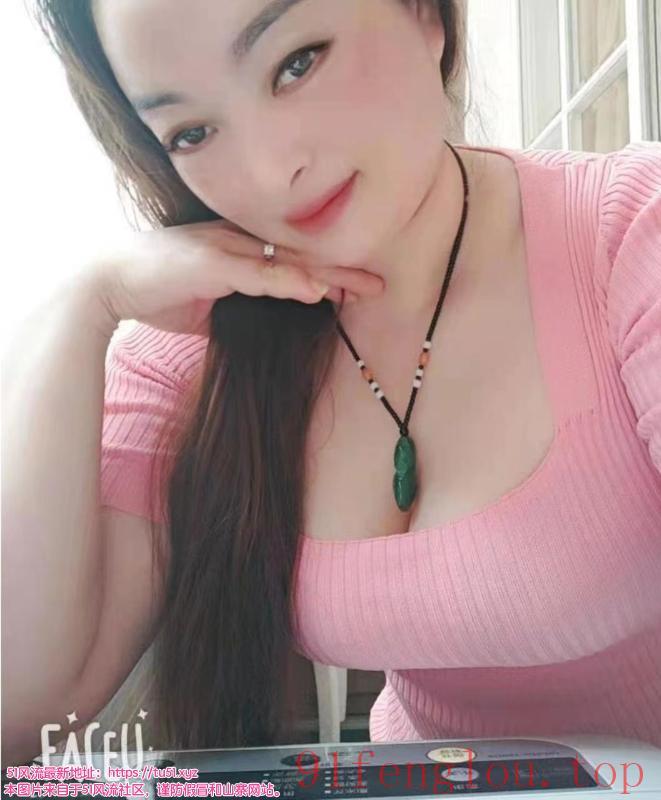 杨浦本地巨乳少妇