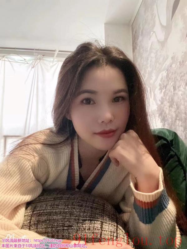 二刷长腿妹萌萌