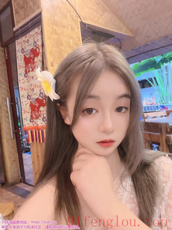 白小纯肤白嫩妹 周周