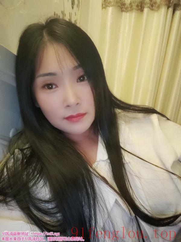 夫子庙轻熟天然大胸