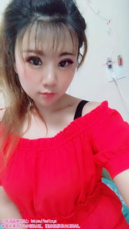 长得不错的小少妇