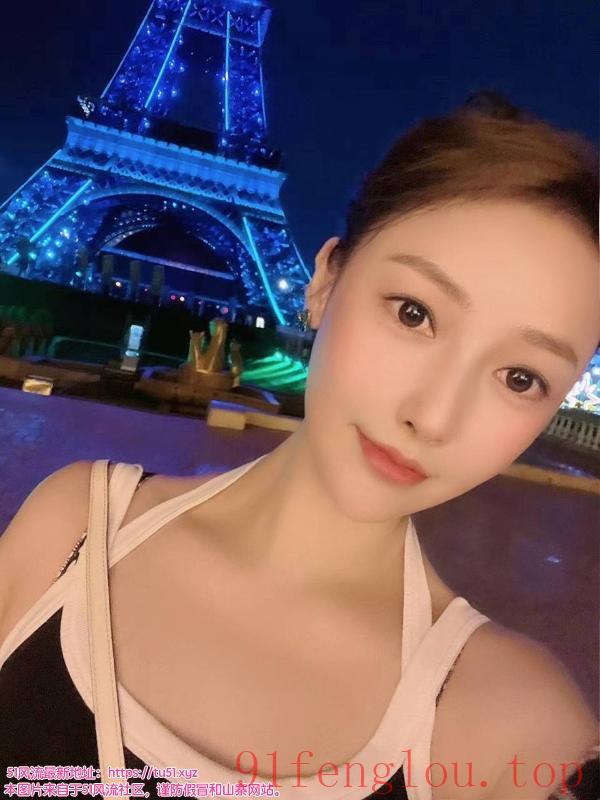 南山气质大胸妹