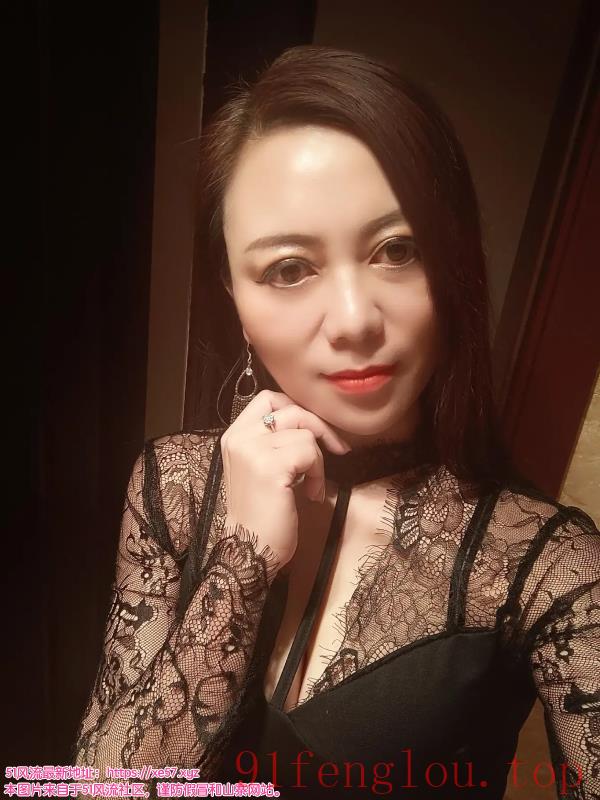 拿捏气质小姐姐