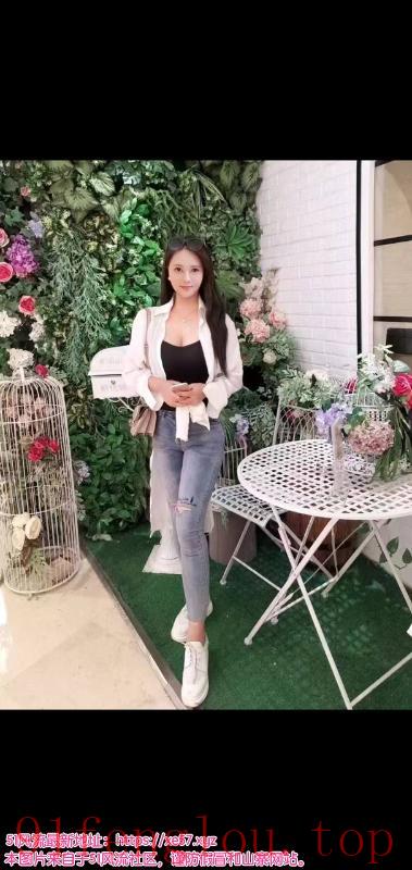 官渡细致良家姐姐