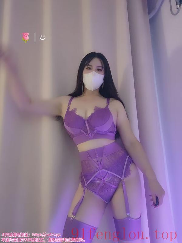 巨乳少妇可拍视频