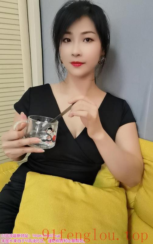 海珠气质少妇铃铃