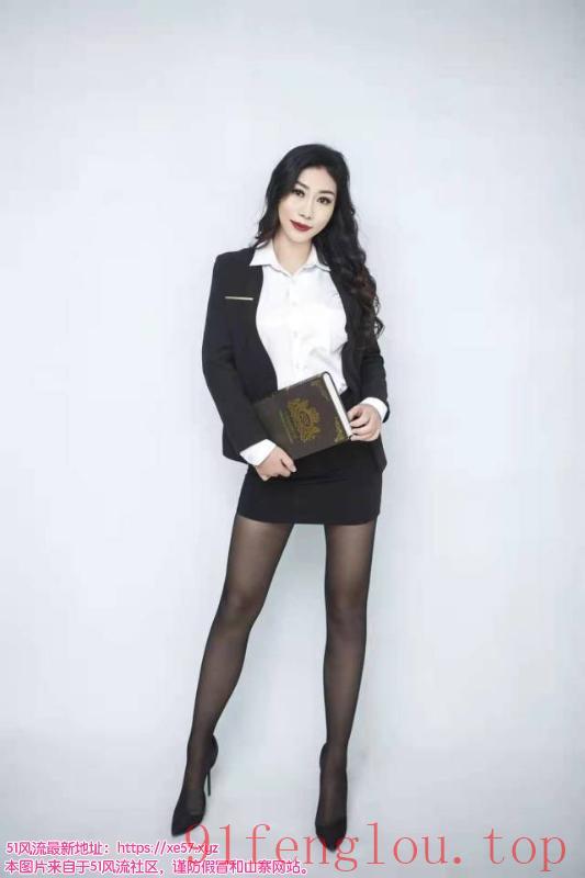 韵味少妇内衣模特