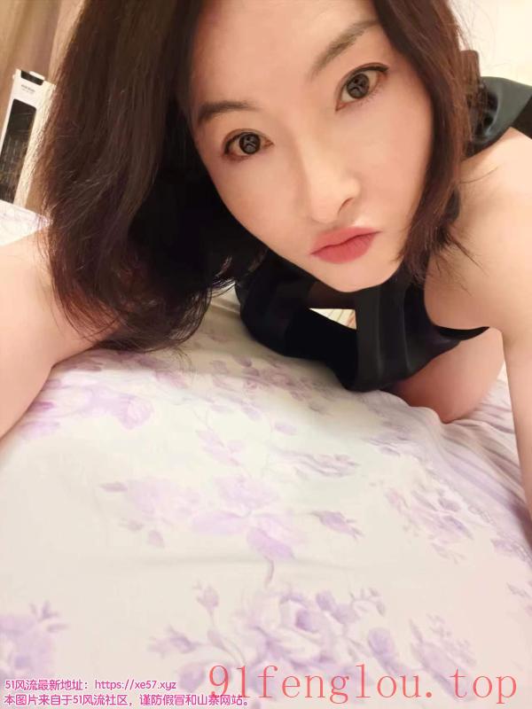 热情西藏辣妹