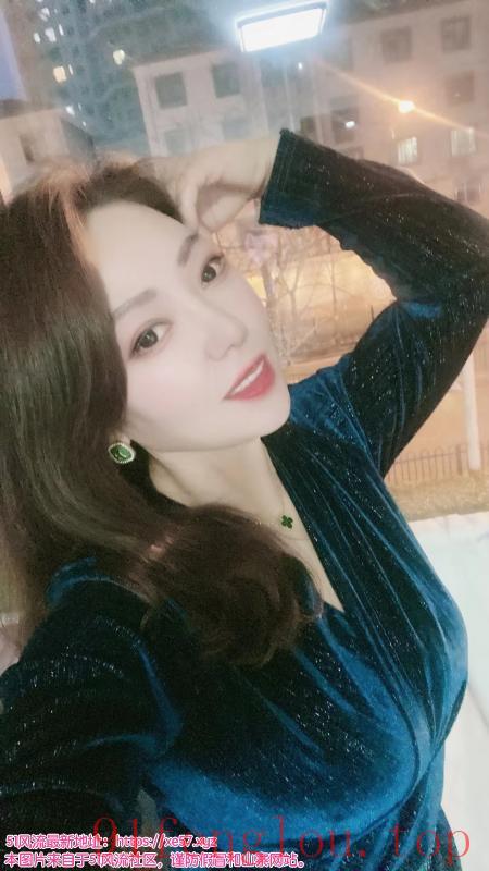 奉贤南桥巨乳少妇