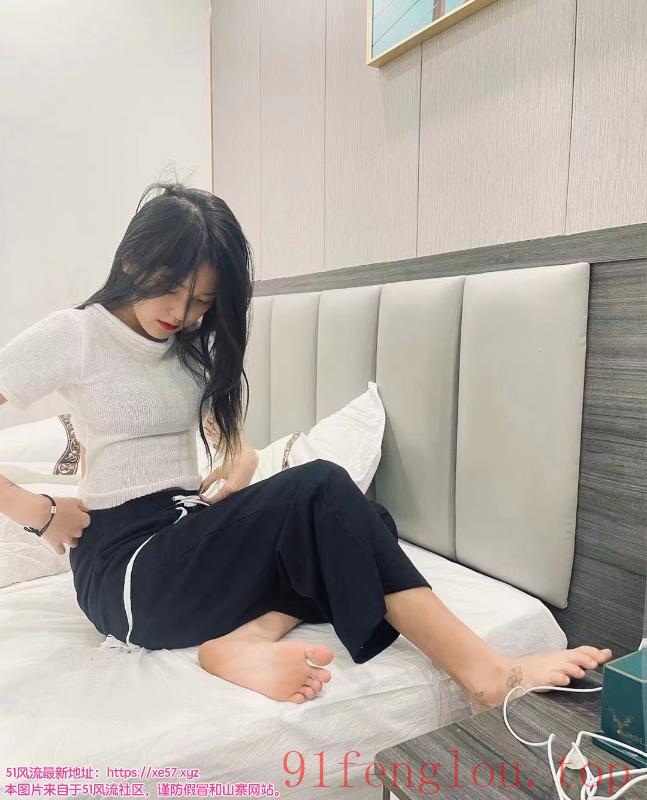 黄浦淡妆小辣妹