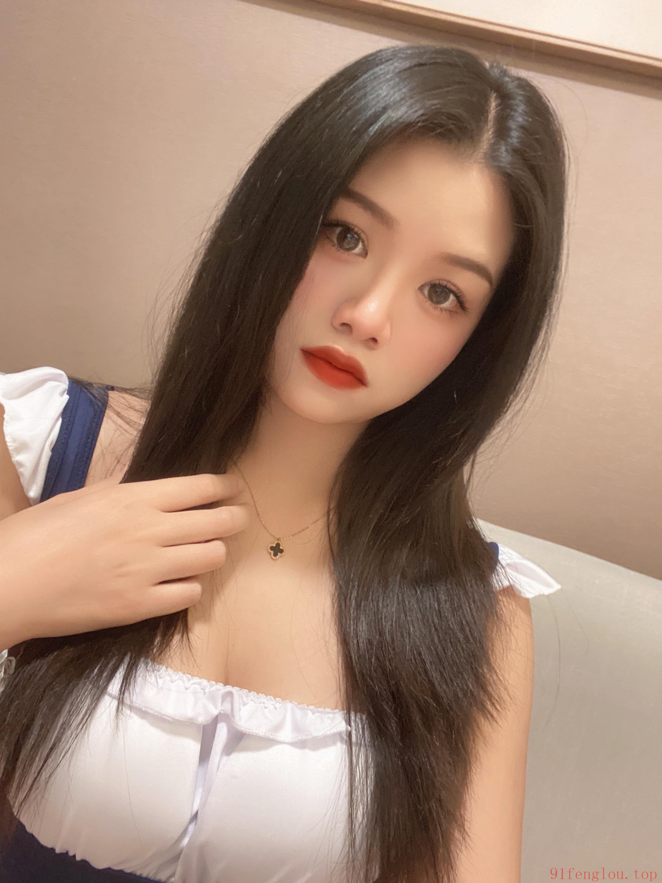 云南性感温柔女