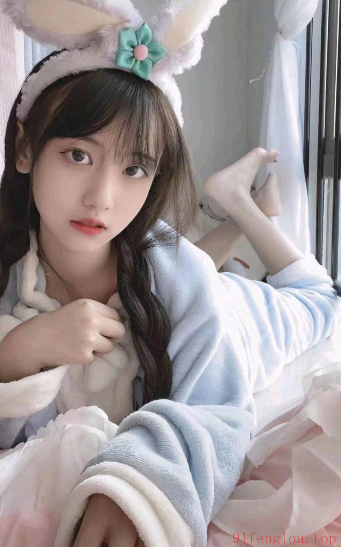 可口爆的性感少妇