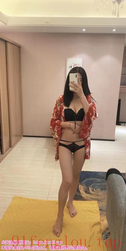 身材火辣的御姐