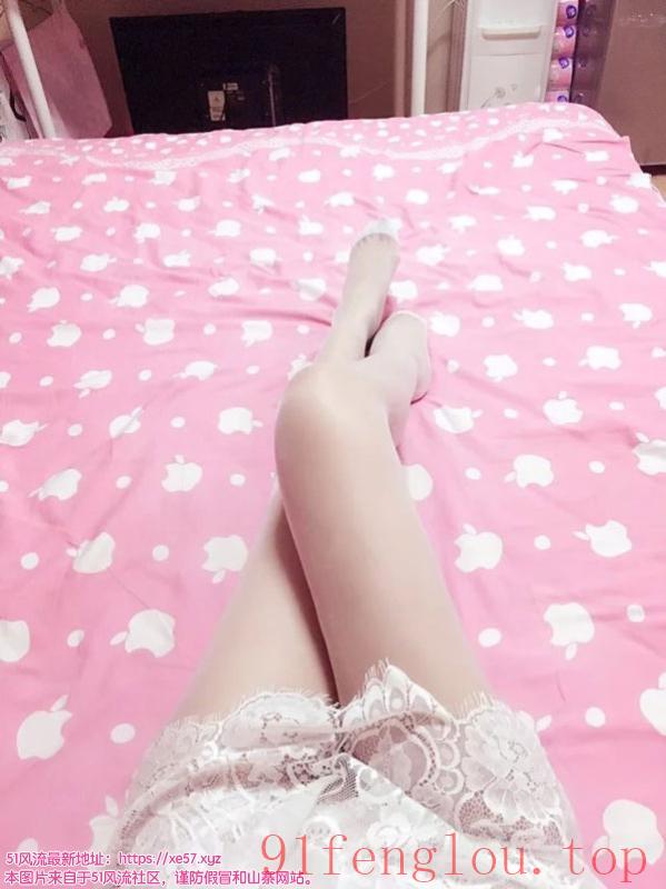 服务系性感轻熟女