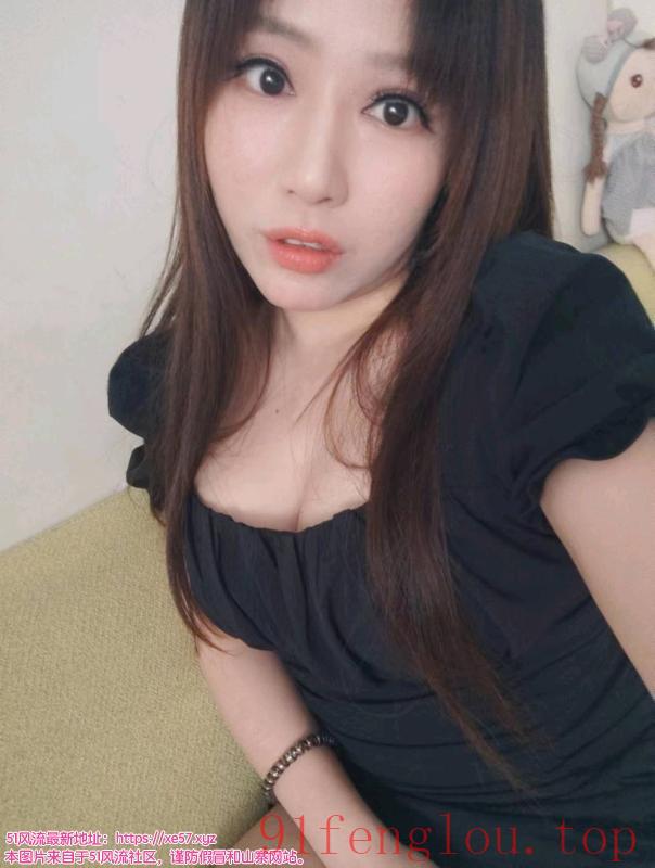 口活好的小骚货