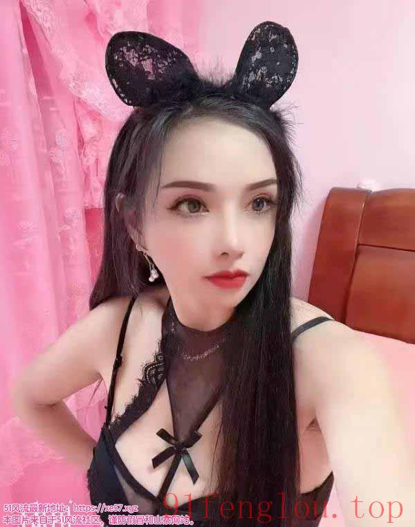 年轻单身小姐姐