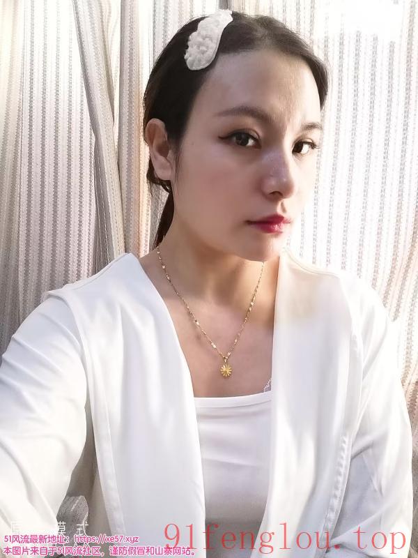 武汉汉口娇小少妇