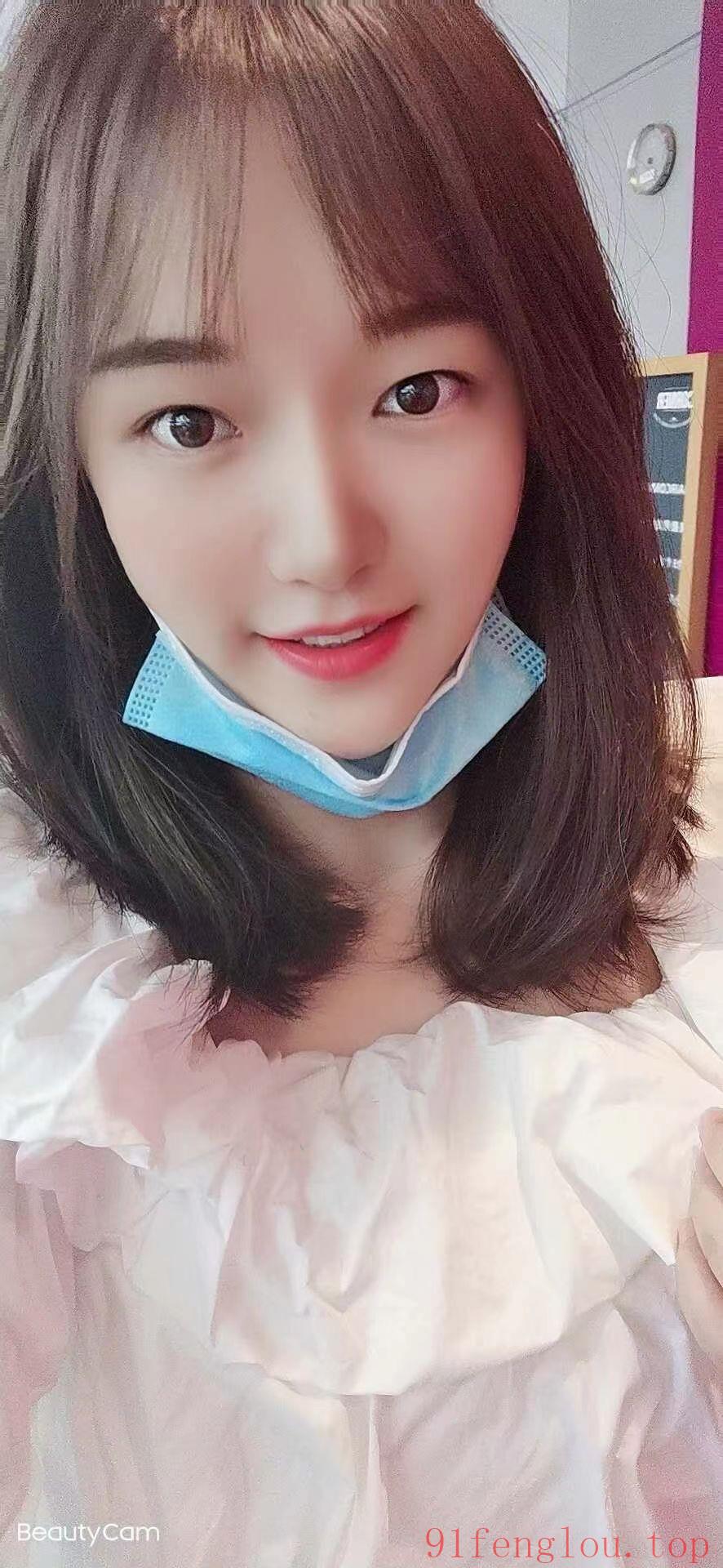 迷人的小仙女，逼紧水多深插尖叫