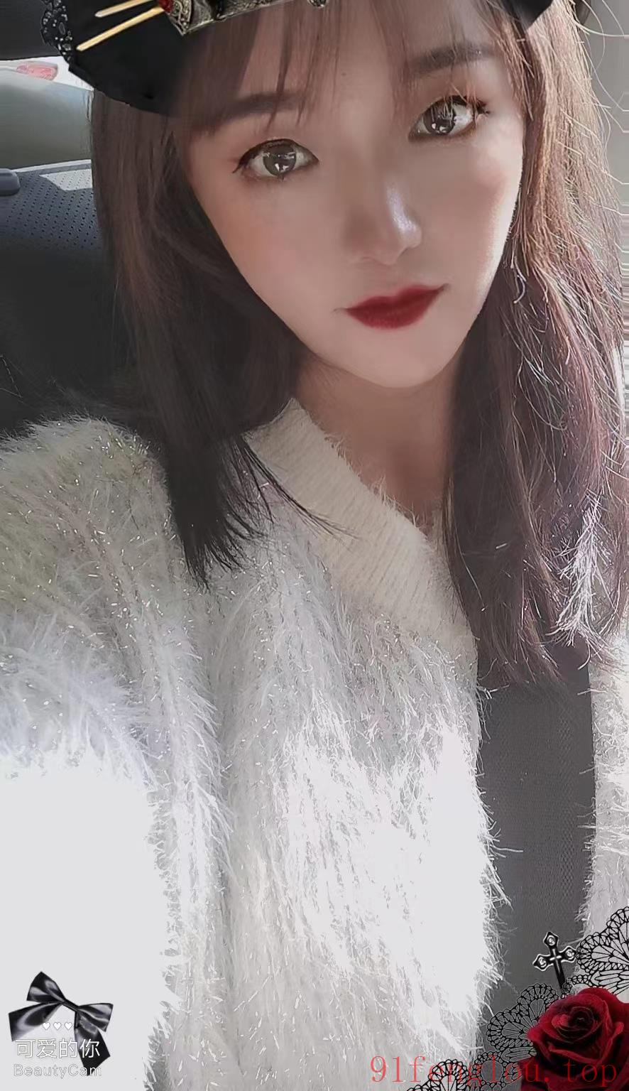 迷人的小仙女，逼紧水多深插尖叫