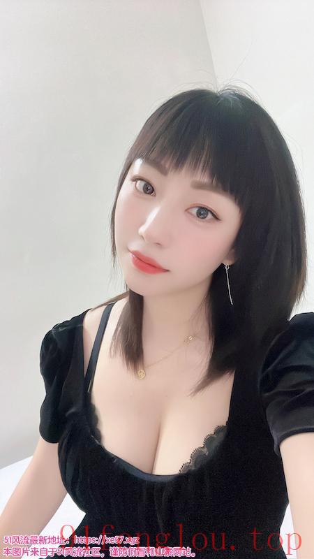 南山大胸红牌 钰媃