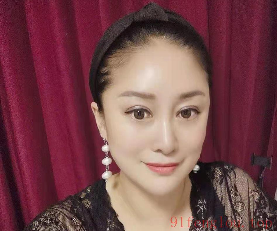 气质熟女风骚熟女英子