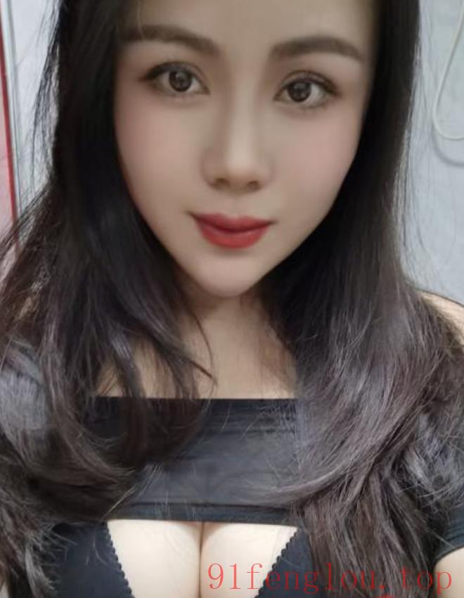 性感情趣大胸少妇