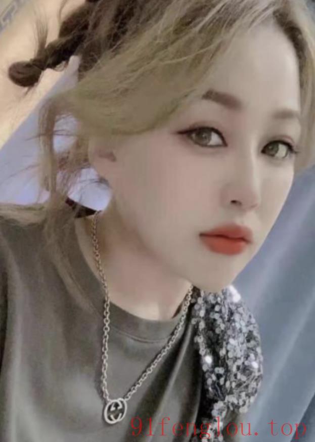 四号街微胖少妇