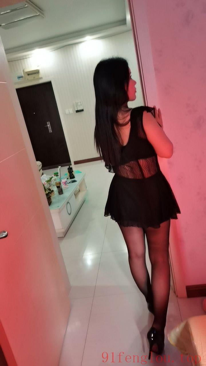 小巧玲珑轻熟良家大胸