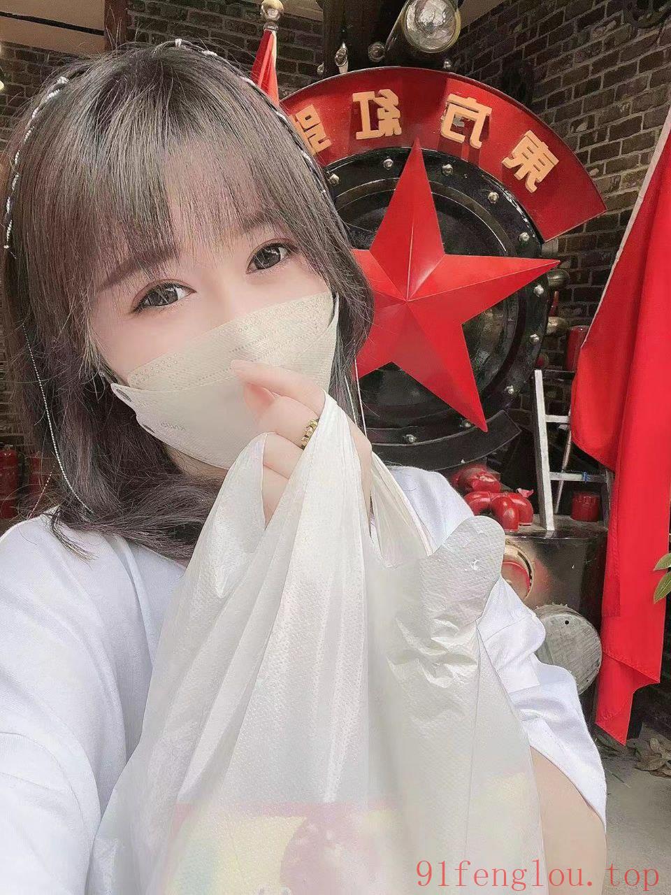 温柔型极品身材蜜桃臀嫩妹