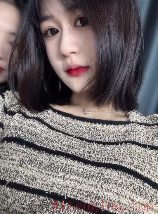 年轻学生嫩妹配合耐心