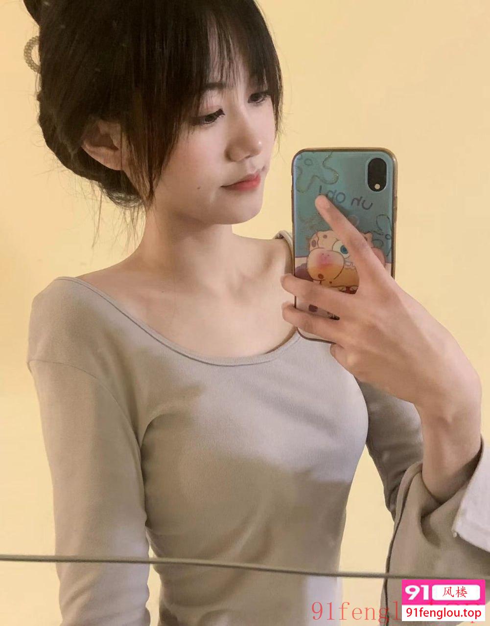 朝阳刚下水大胸妹活好水多