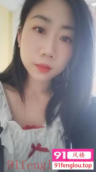 人照一致 翘臀身材不错