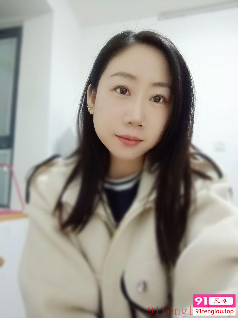 人照一致 翘臀身材不错